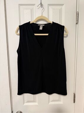 H&M Black Sleeveless V-Neck Camisole
